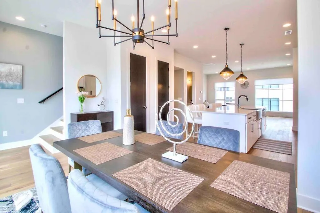 Holiday home Luxurious Morden Loft Huge Rooftop & Skyline Views Nashville