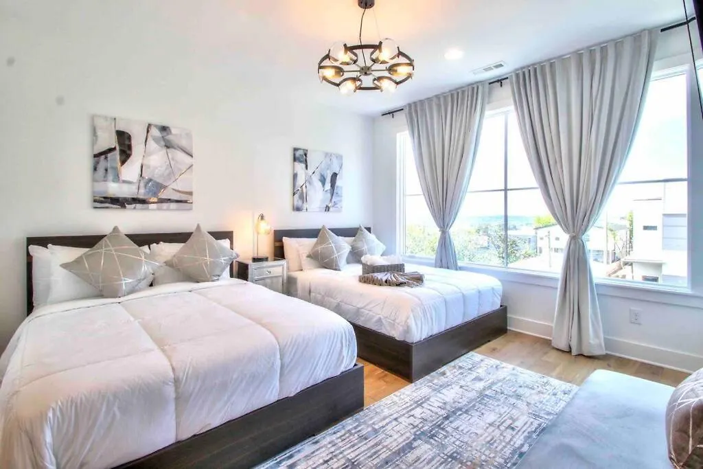 Holiday home Luxurious Morden Loft Huge Rooftop & Skyline Views Nashville